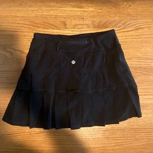 Black Lululemon Ruffle Tennis Skirt